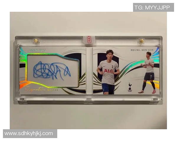 足球卡片收藏热潮：从球星传奇到新兴市场的投资潜力解析